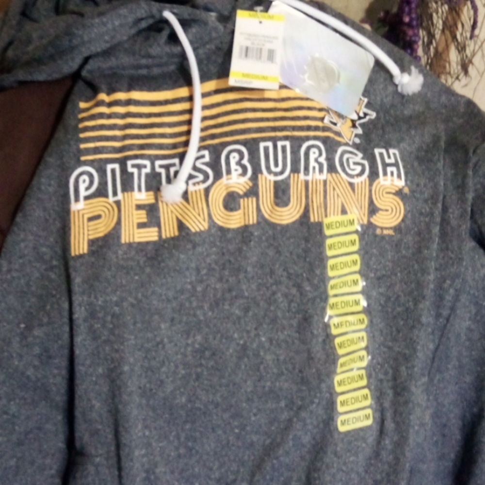 Pittsburgh Penguins Gray w white/yellow letters NFL Pullover sweater hoodie NFL